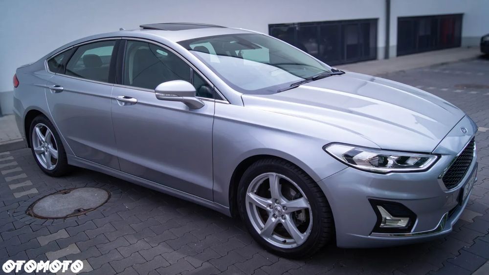 Ford Fusion - 31