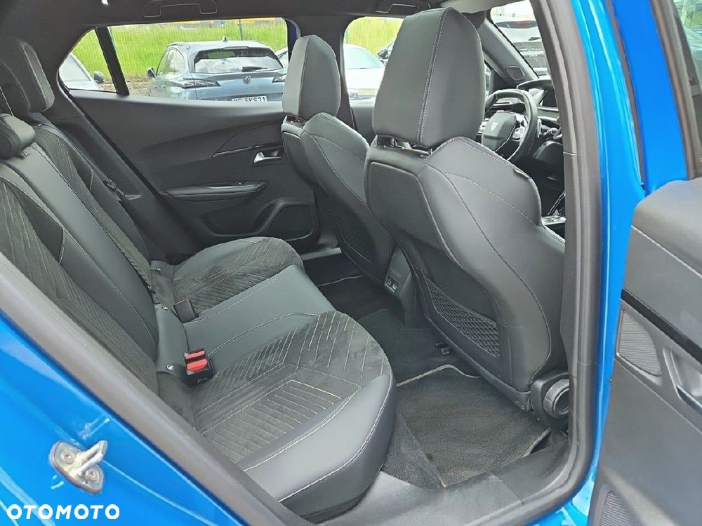Peugeot 2008 1.2 PureTech GT S&S EAT8 - 13