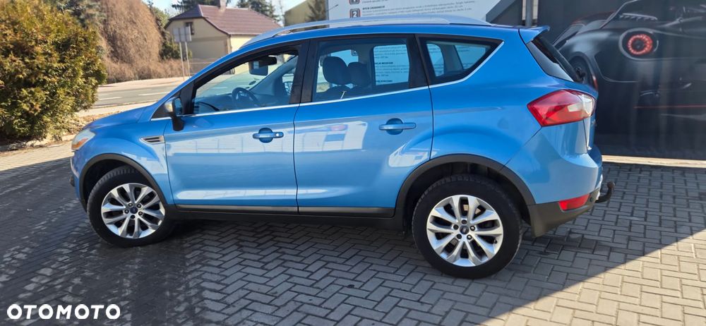 Ford Kuga 2.0 TDCi 2x4 Titanium - 8