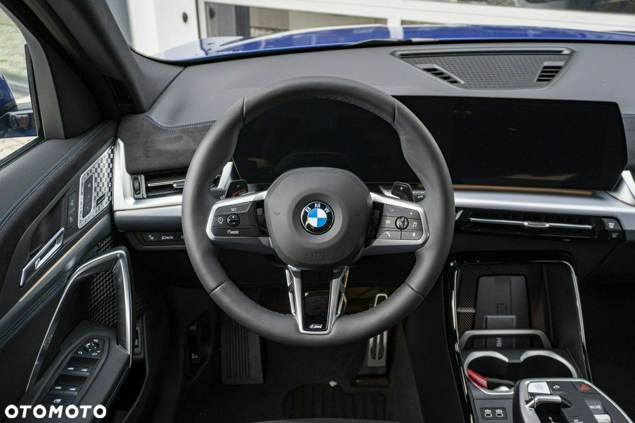 BMW X2 - 16