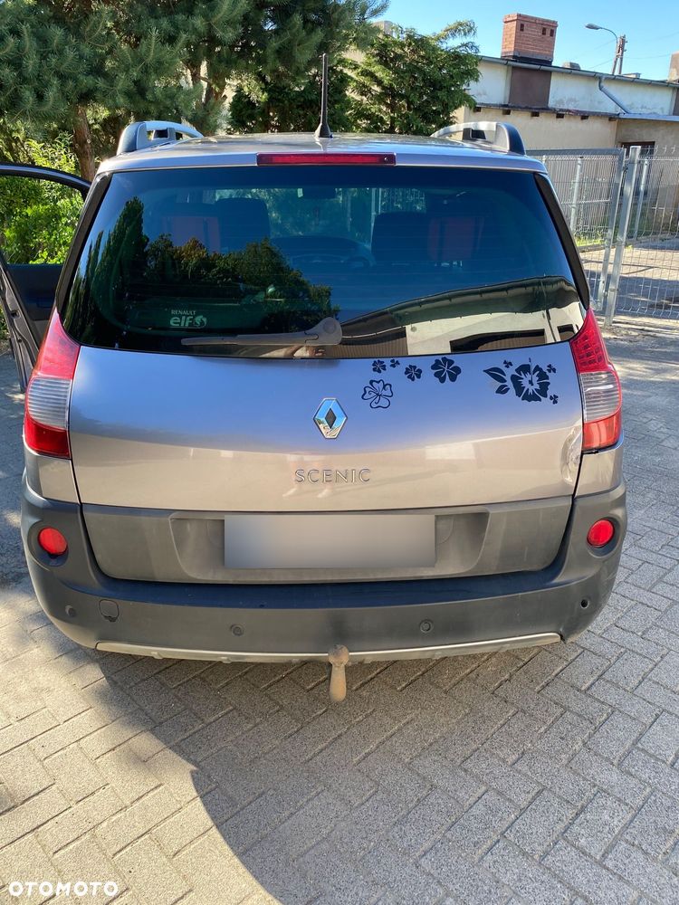 Renault Scenic 1.9 dCi FAP Conquest - 20