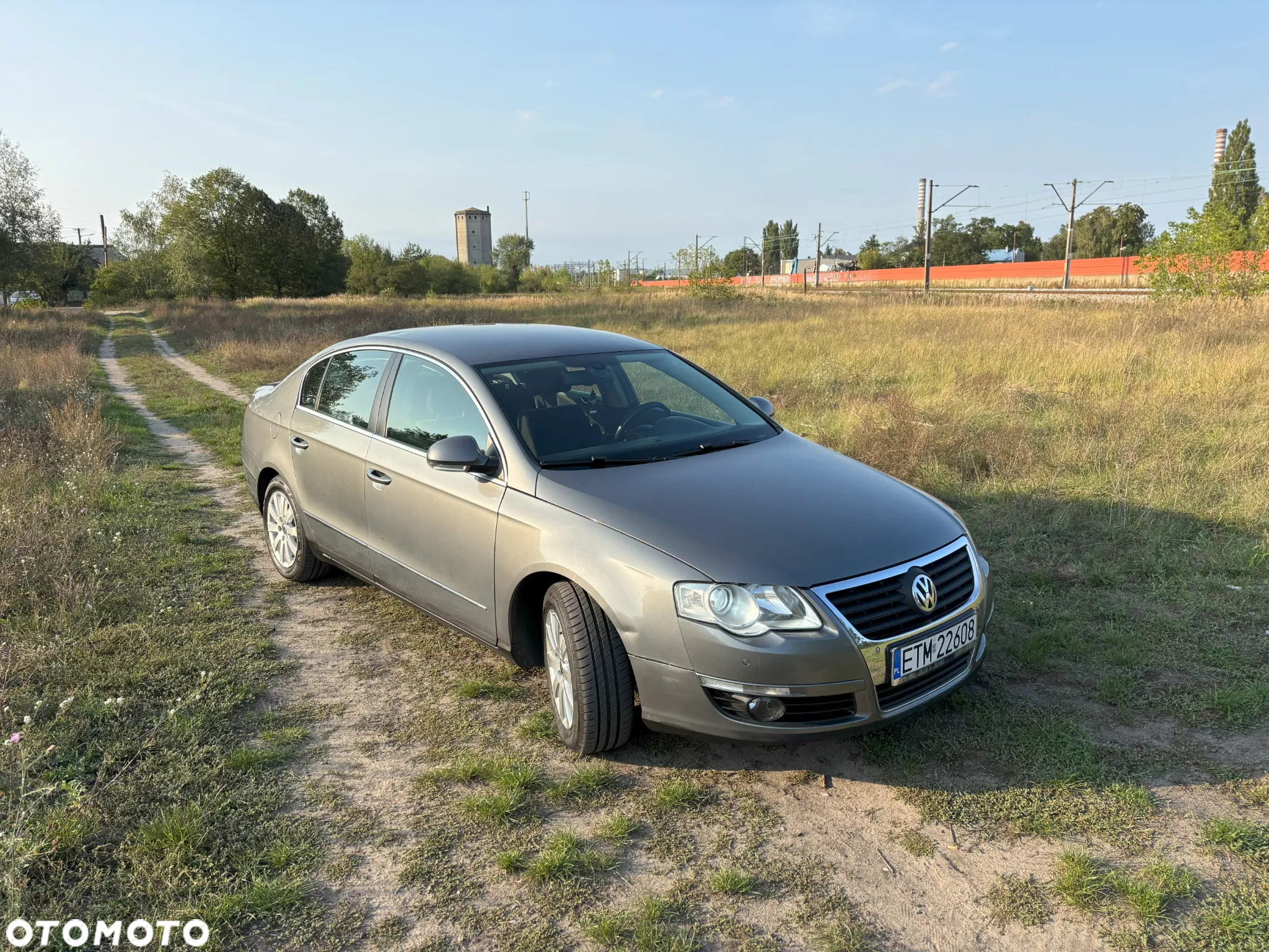 Volkswagen Passat 1.9 TDI Trendline - 12