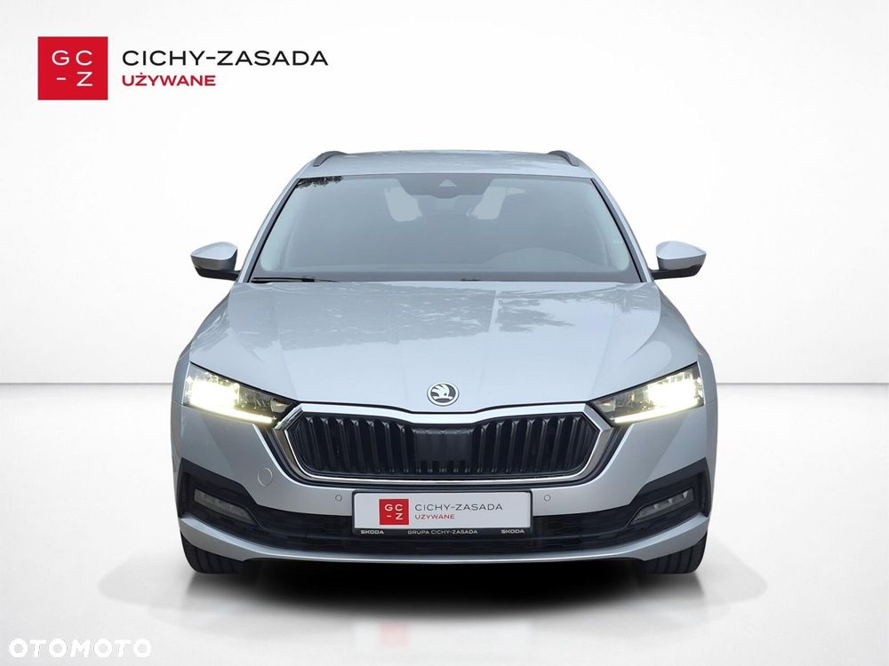 Skoda Octavia 2023 photo 2