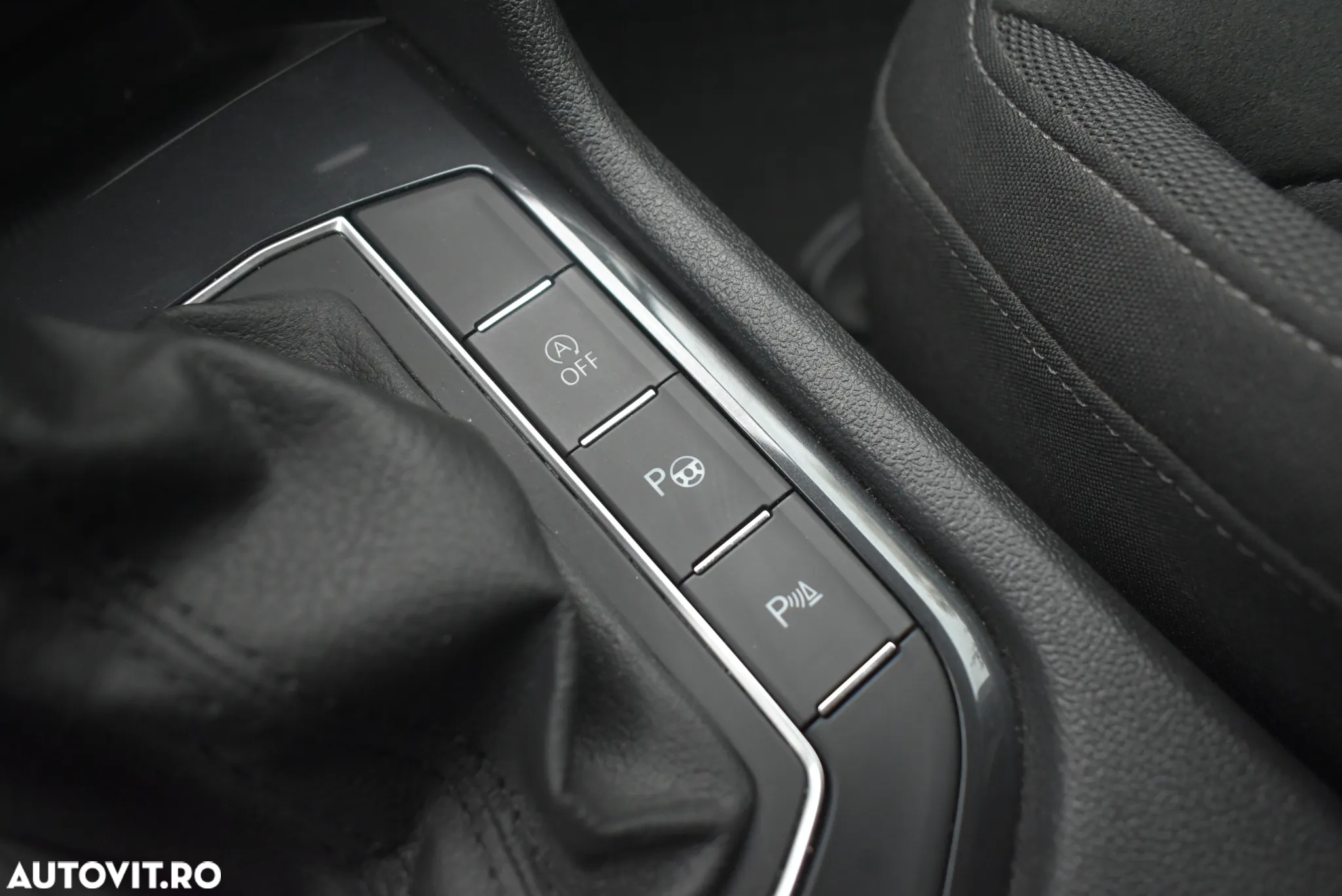 Volkswagen Tiguan - 16