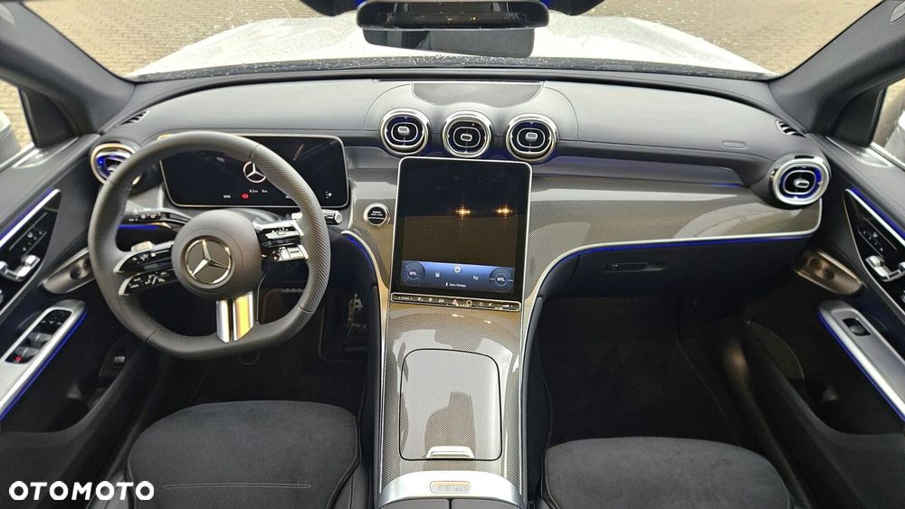 Mercedes-Benz GLC - 22