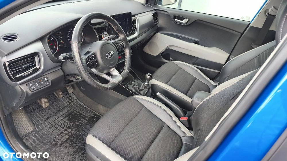 Kia Stonic 1.2 L Business Line - 8