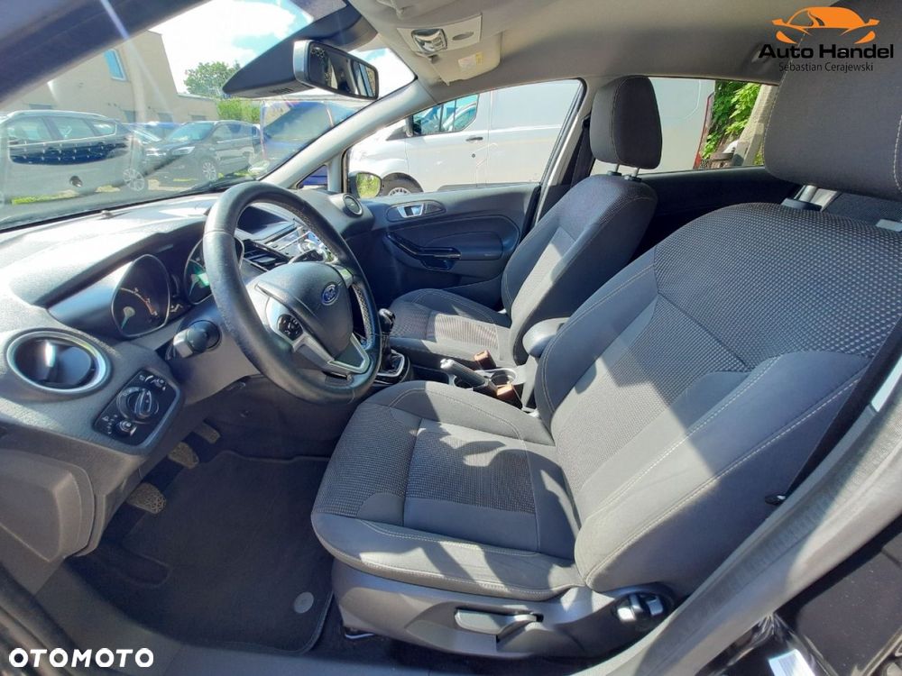 Ford Fiesta 1.0 EcoBoost mHEV Titanium - 27