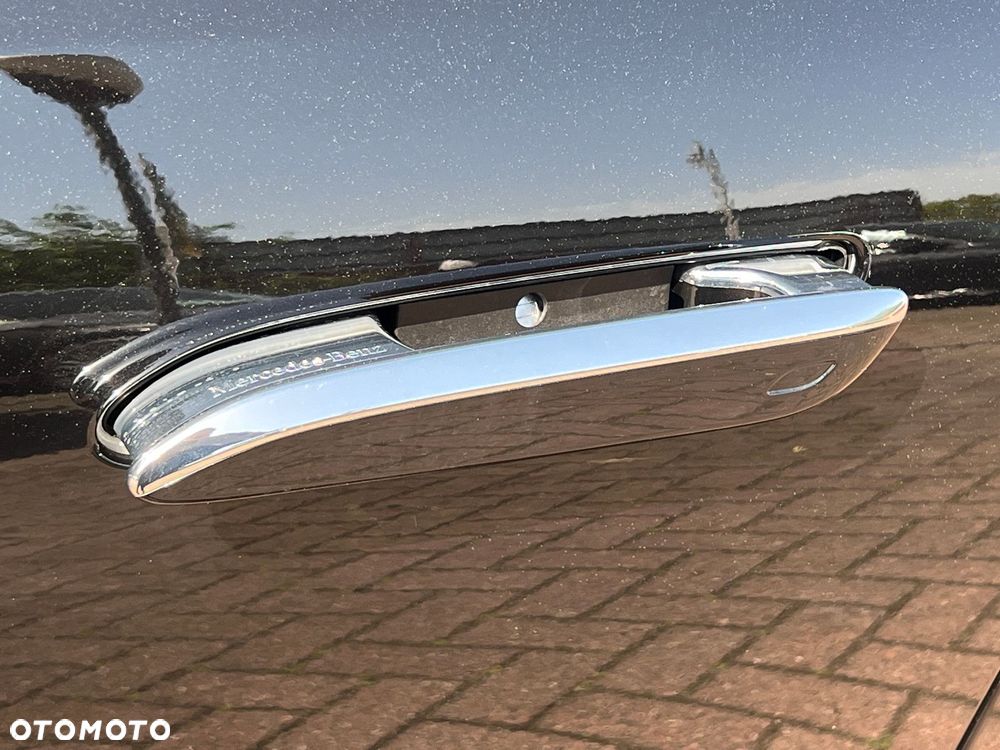 Mercedes-Benz Klasa E 220 d 4-Matic AMG - 13