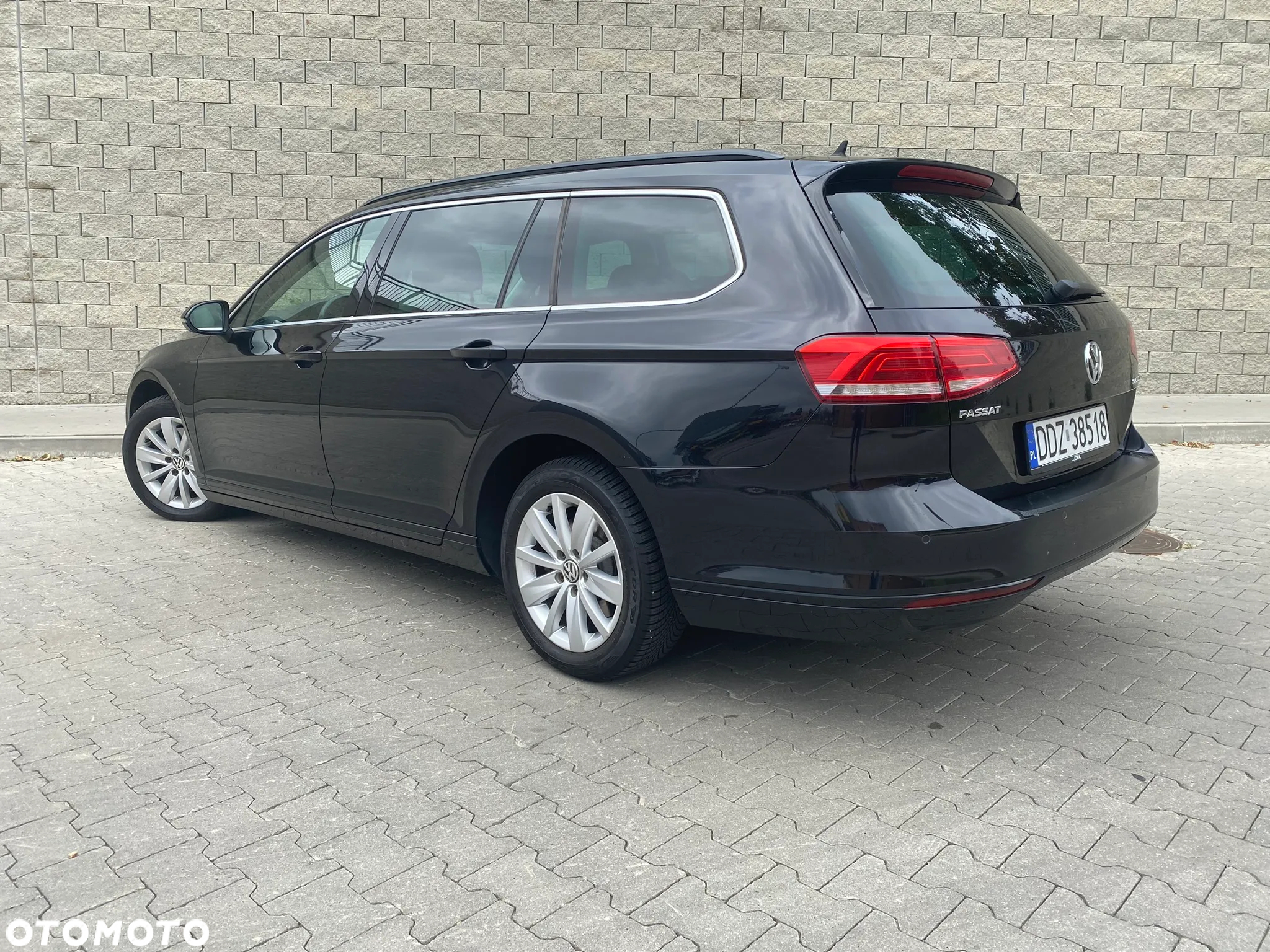 Volkswagen Passat 2.0 TDI BMT Comfortline - 10