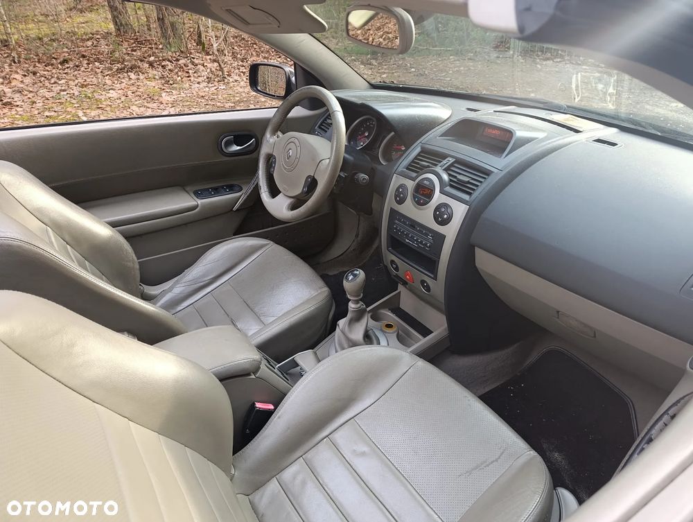 Renault Megane 2.0 Luxe Privilege - 8