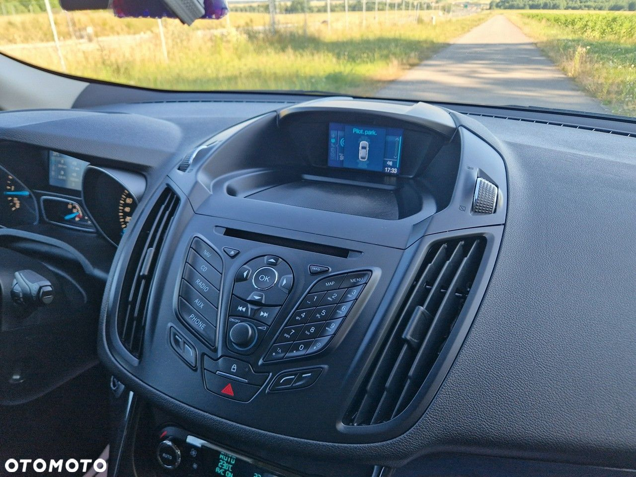 Ford Kuga - 11