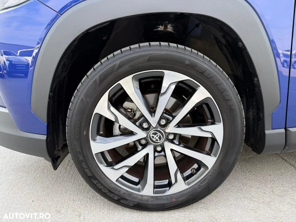 Toyota Corolla Cross - 13
