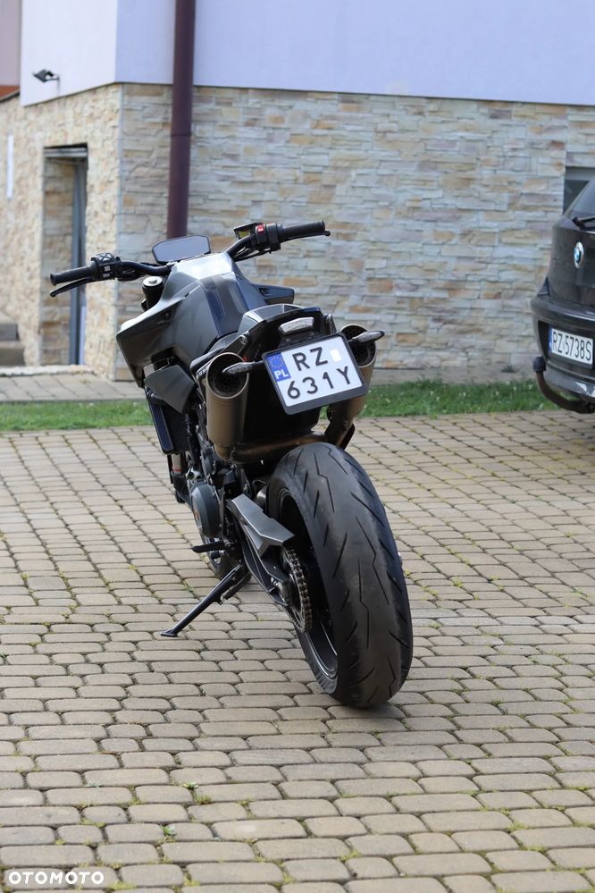 KTM Duke 790 - 7