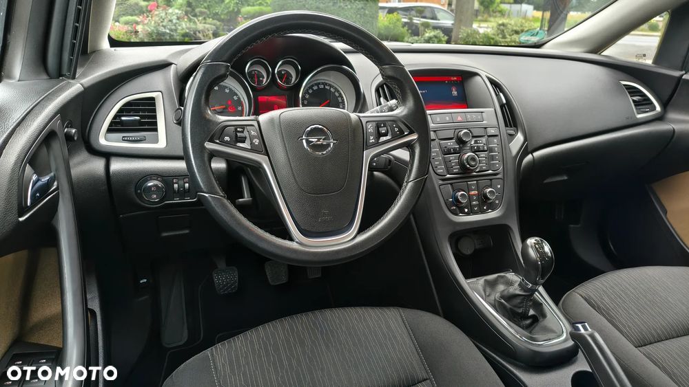 Opel Astra - 14
