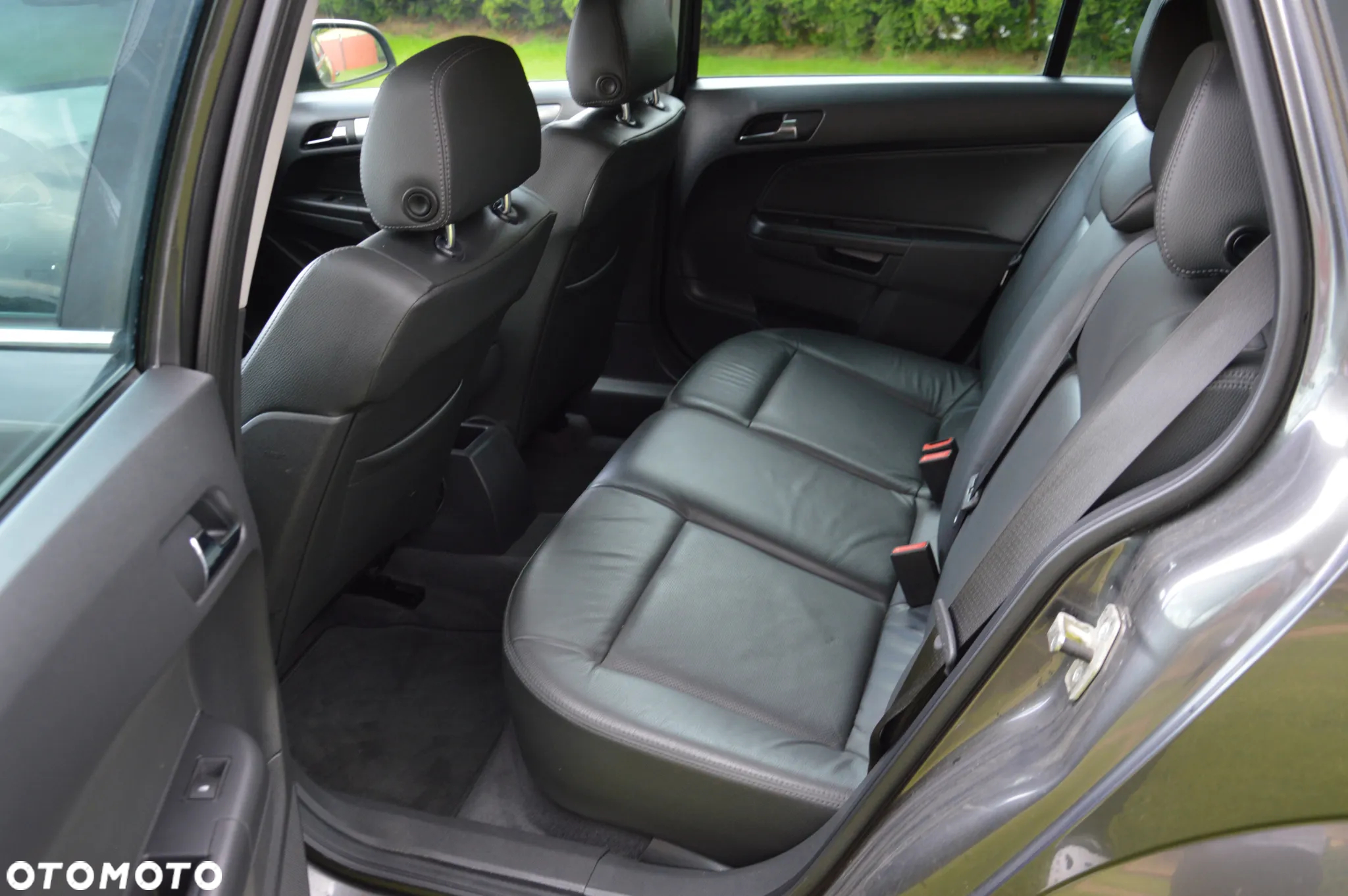Opel Astra 1.6 Cosmo - 24