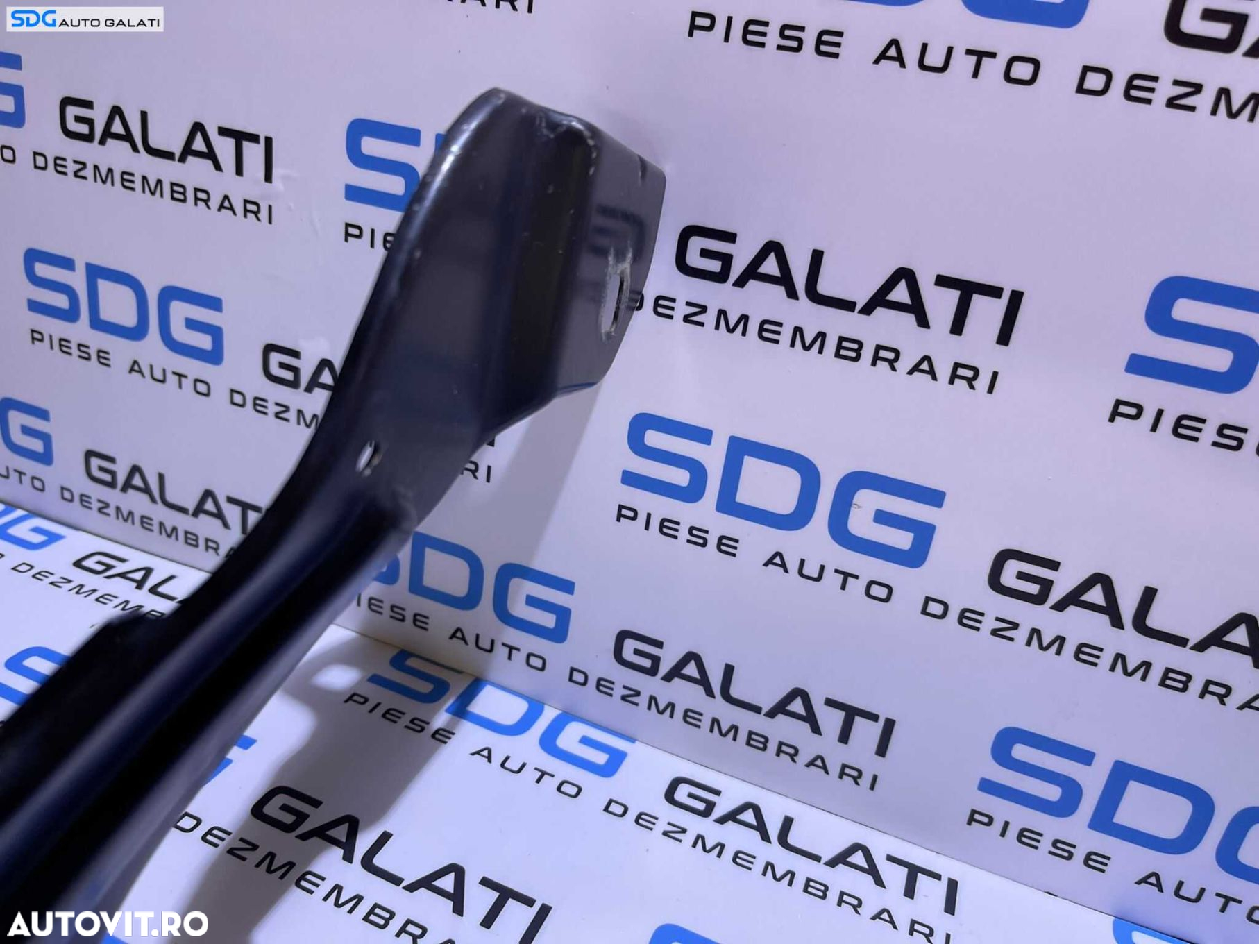 Suport Far Dreapta Mercedes W203 Clasa C Class 2001 - 2007 - 2