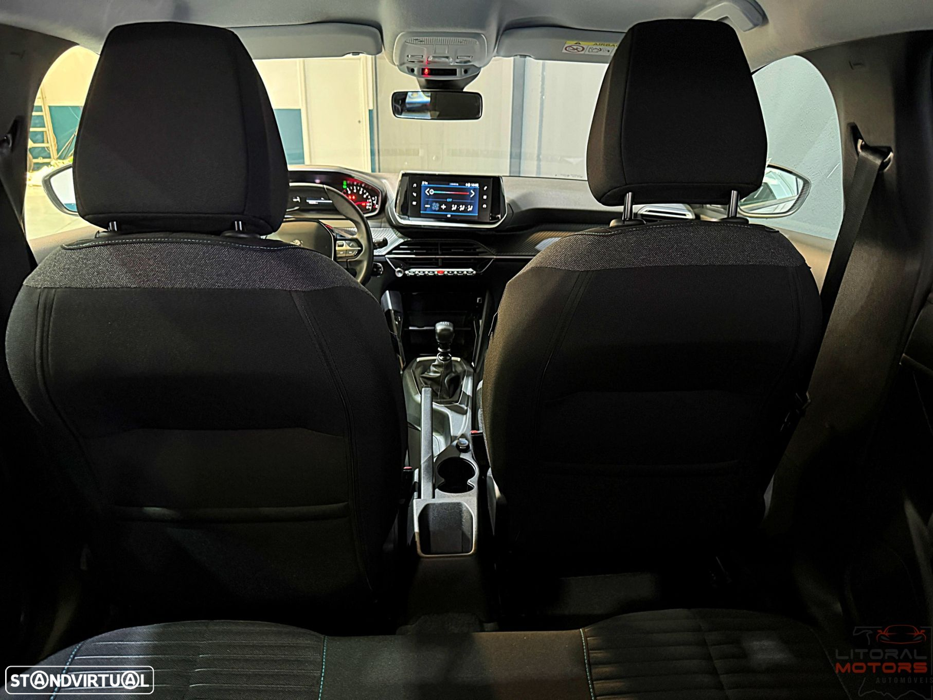 Peugeot 208 1.2 PureTech SE Style - 34