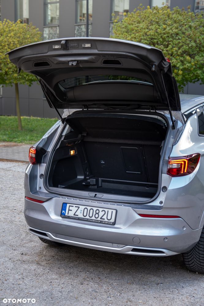 Opel Grandland X 1.2 Start/Stop Automatik Business Elegance - 11