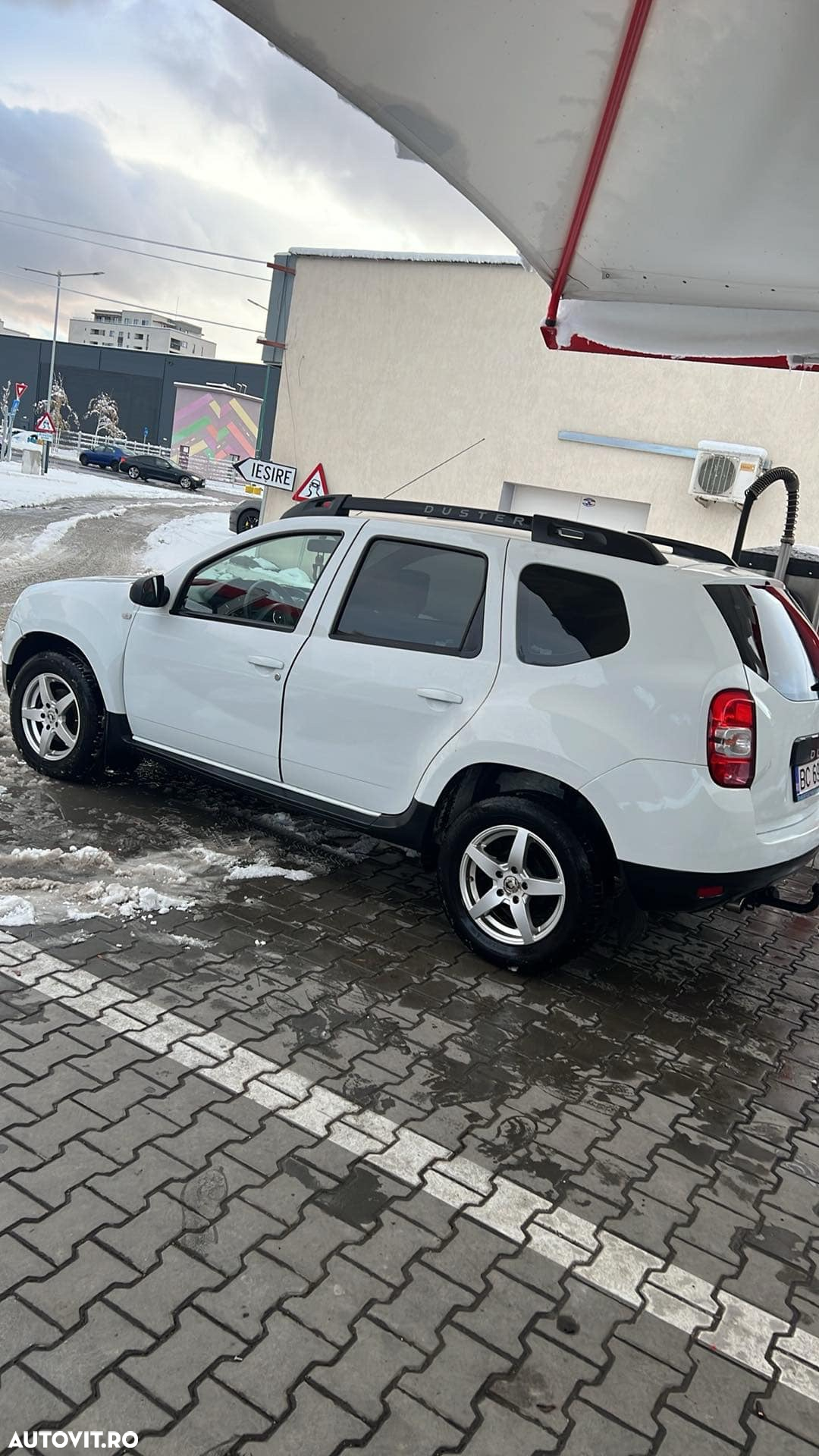 Dacia Duster 1.5 dCi 4x4 Ambiance - 8