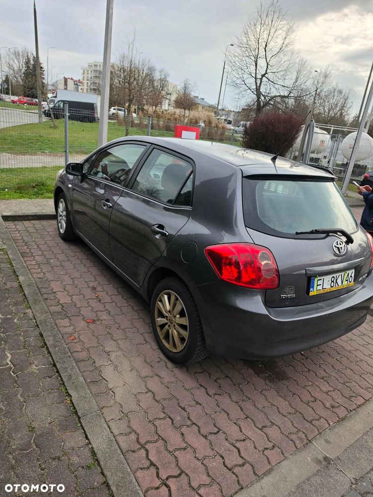 Toyota Auris - 21