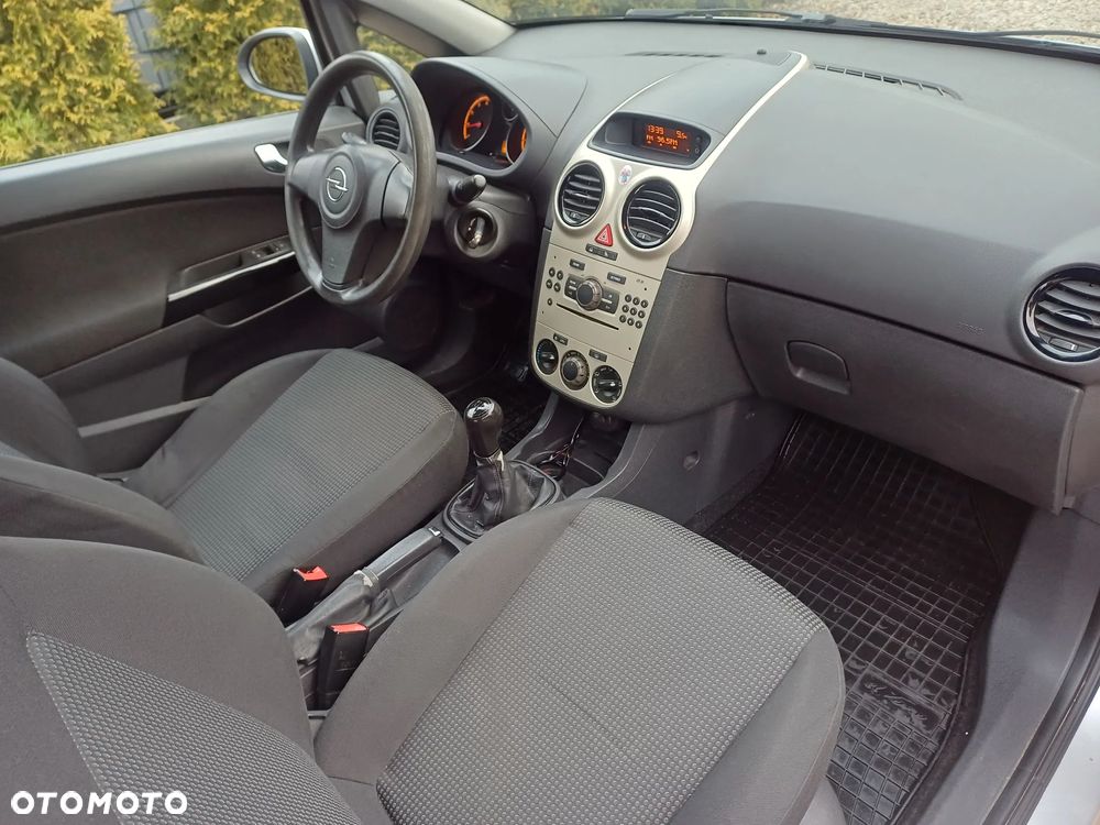 Opel Corsa 1.2 16V Enjoy - 3