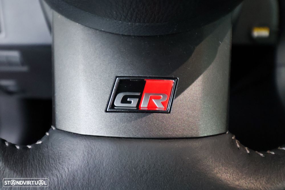 Toyota GR Yaris 1.6 T Legend T/M - 32