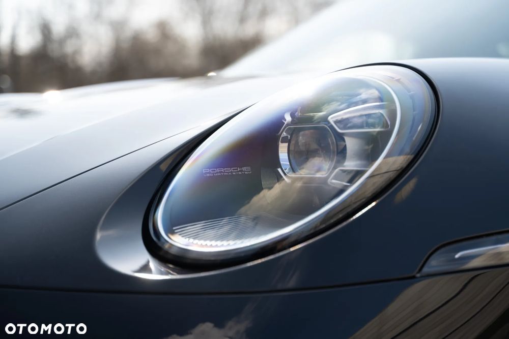 Porsche 911 Carrera S - 12