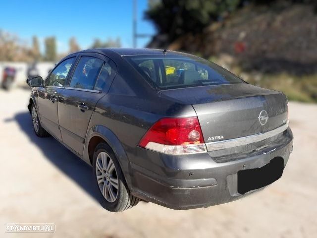 Peças Opel Astra H Saloon (A04) a partir de 2007 - 5
