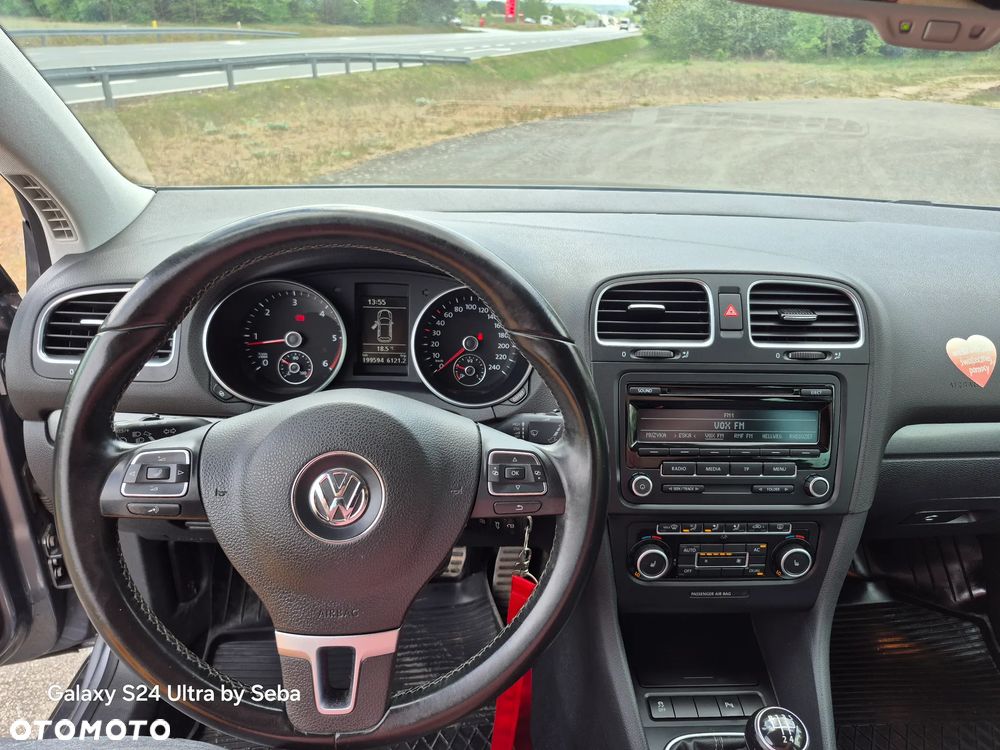 Volkswagen Golf 1.6 TDI Highline - 14