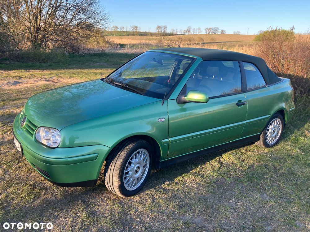 Volkswagen Golf - 27