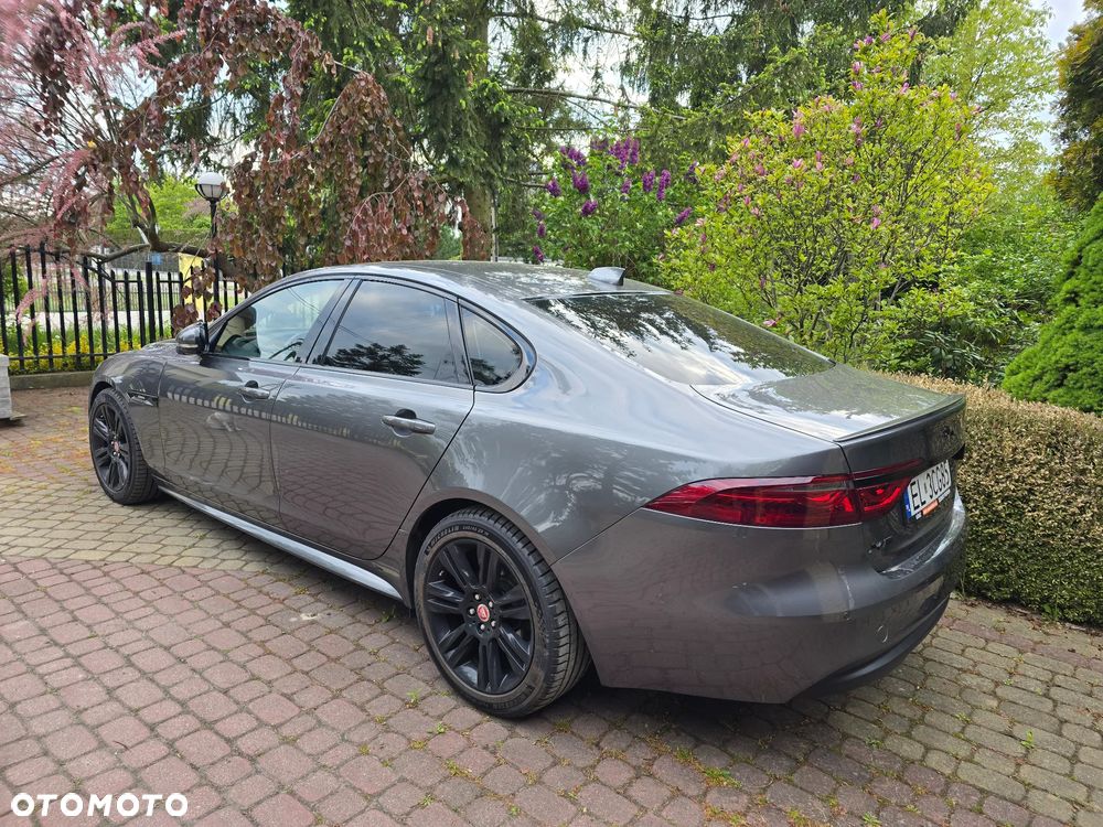Jaguar XF 2.0 i4D R-Sport - 5