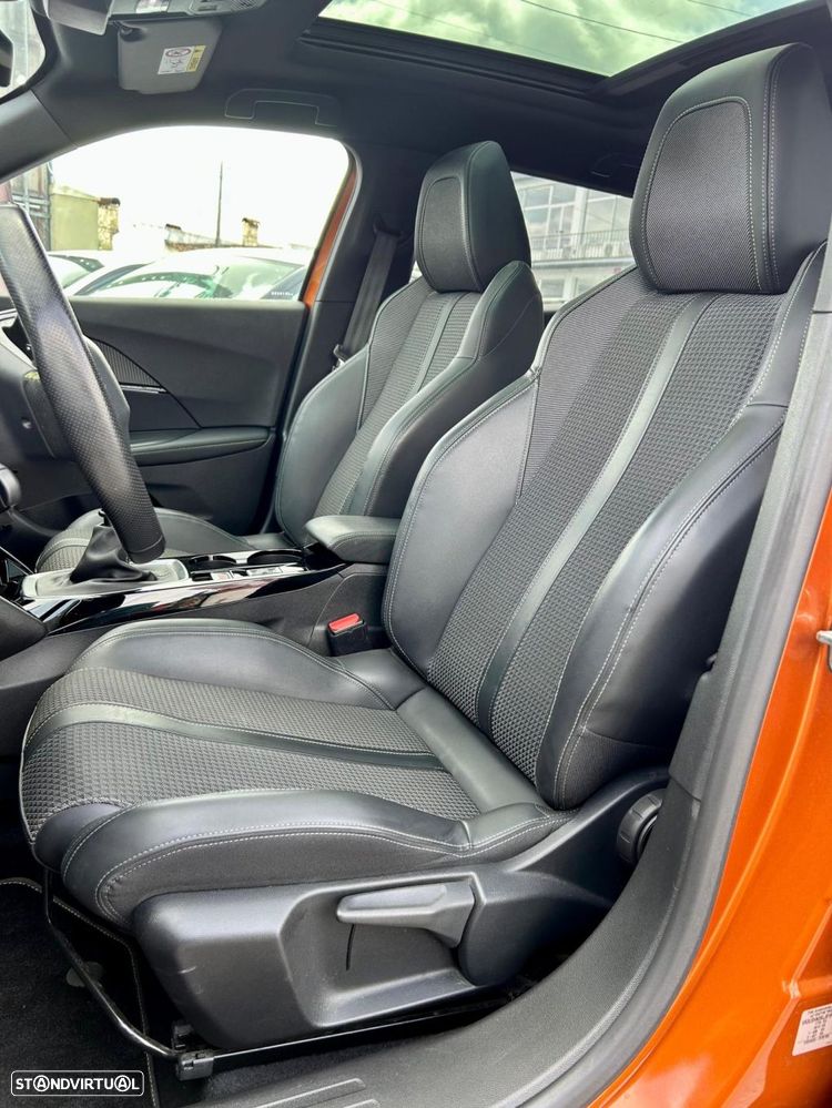 Peugeot 2008 1.2 PureTech GT Line - 12