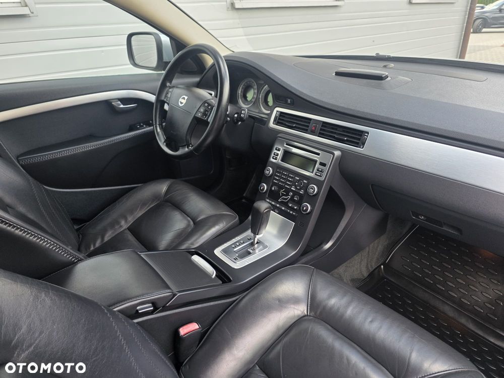 Volvo XC 70 D5 AWD Ocean Race - 22