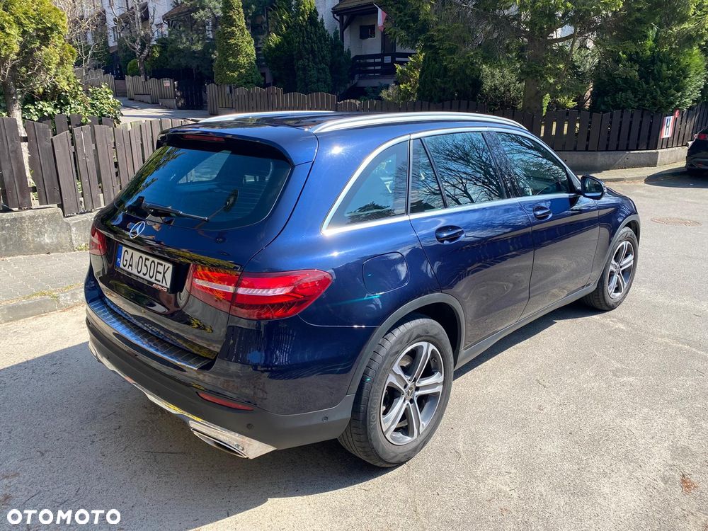 Mercedes-Benz GLC - 4