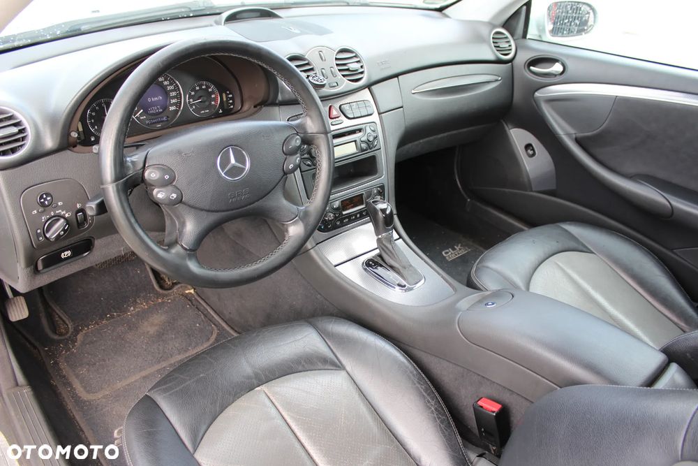 Mercedes-Benz CLK - 11