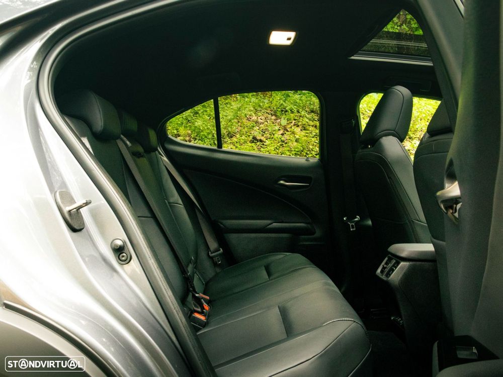 Lexus UX 300e Premium+TAE - 15