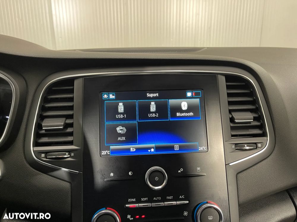 Renault Megane Blue dCi 116 EDC Zen - 13