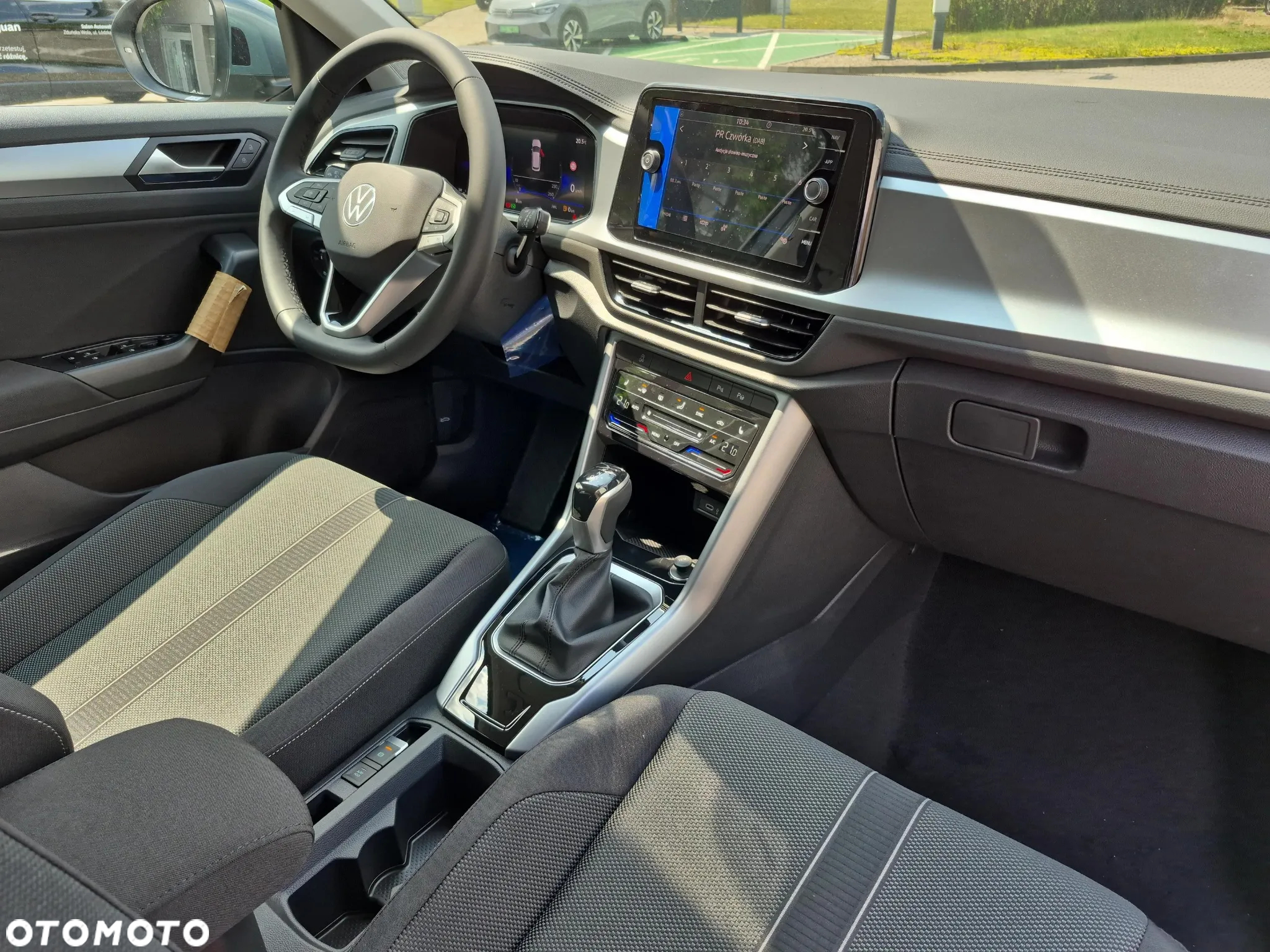 Volkswagen T-Roc 1.5 TSI Life Plus DSG - 10