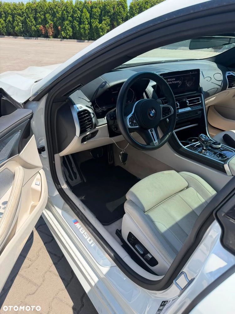BMW Seria 8 M850i xDrive - 12