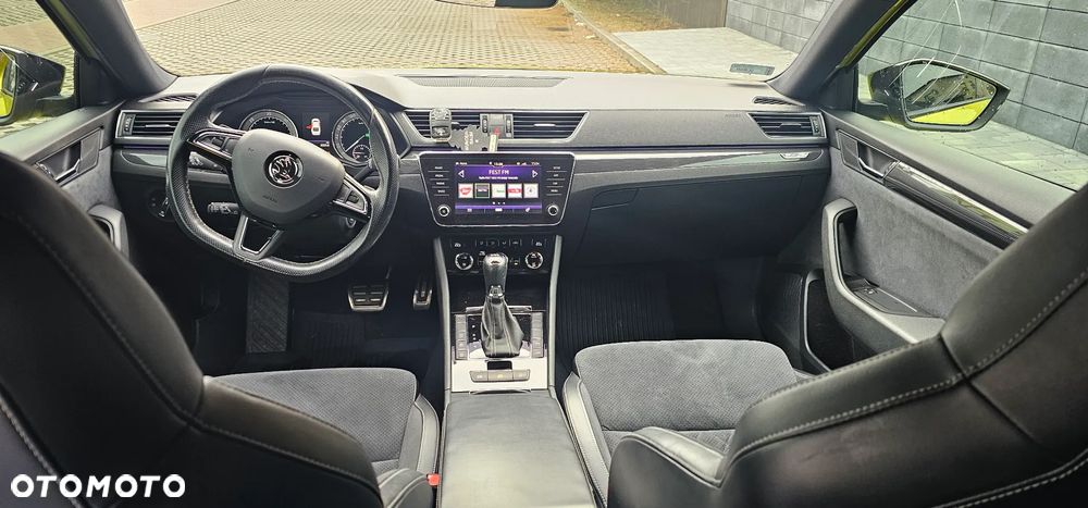 Skoda Superb 2.0 TDI 4x4 Sportline DSG - 13