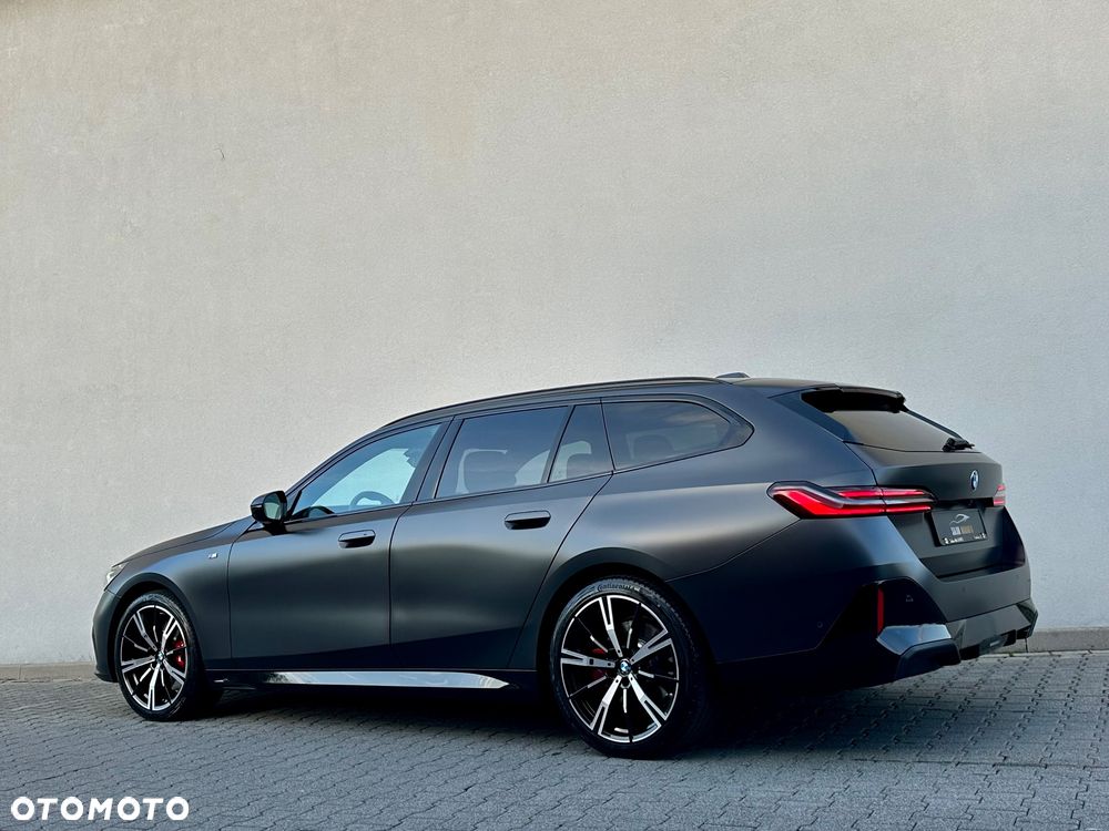 BMW Seria 5 540d xDrive mHEV M Sport Edition - 9