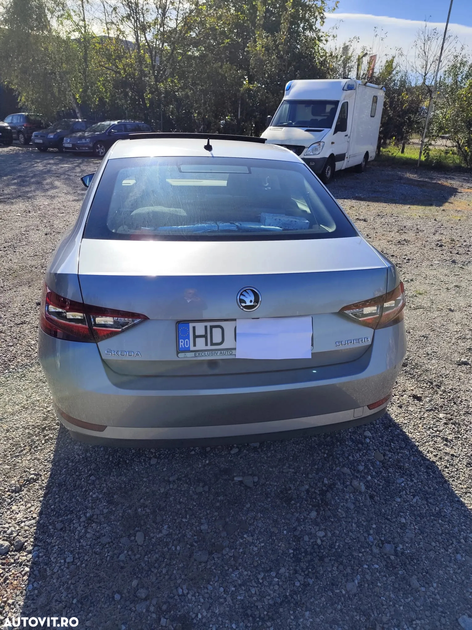 Skoda Superb 2.0 TDI DSG Style - 6