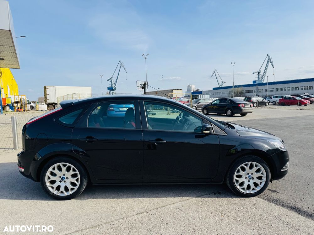 Ford Focus - 6