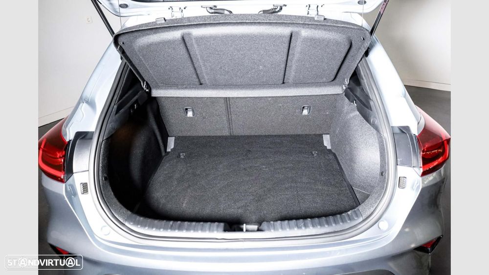 Kia XCeed 1.0 T-GDI Dynamic - 22