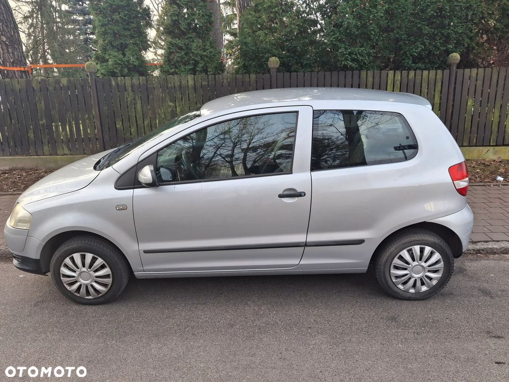Volkswagen Fox - 2