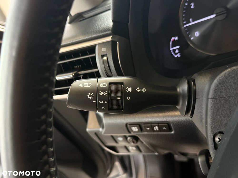 Lexus IS 200t Elegance - 24