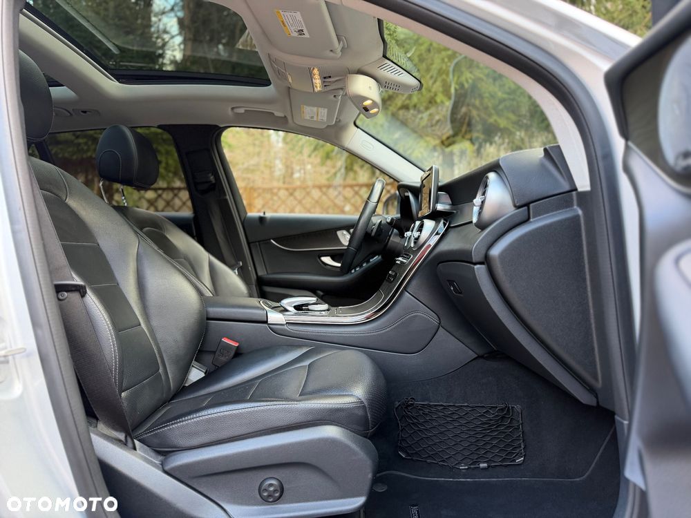 Mercedes-Benz GLC 300 4Matic 9G-TRONIC - 18
