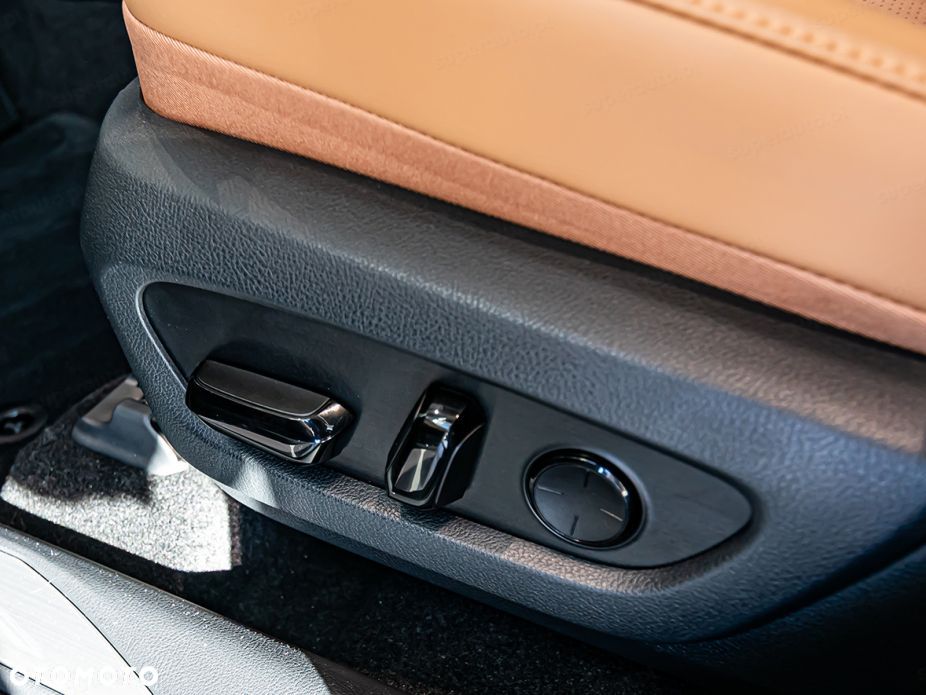 Lexus NX 350h Omotenashi AWD - 8