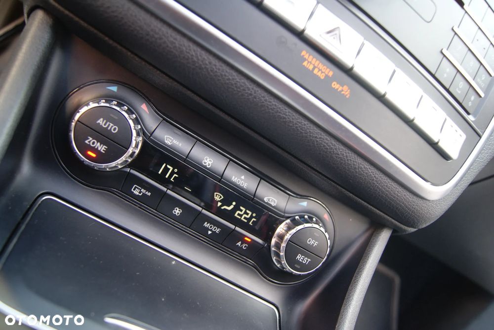 Mercedes-Benz CLA AMG 45 4-Matic - 30