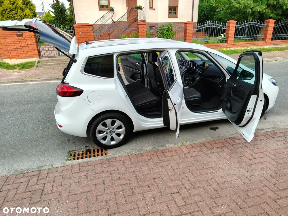 Opel Zafira - 13